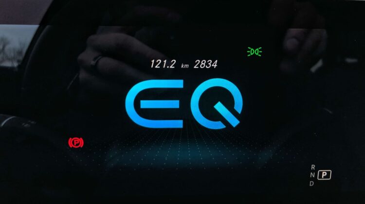 Mercedes-Benz-EQC-400-artenergomotor-27