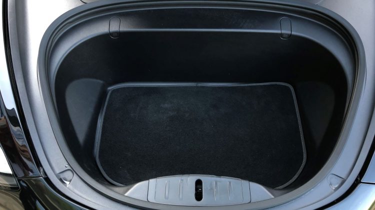 Tesla-model-3-Long-Range-4