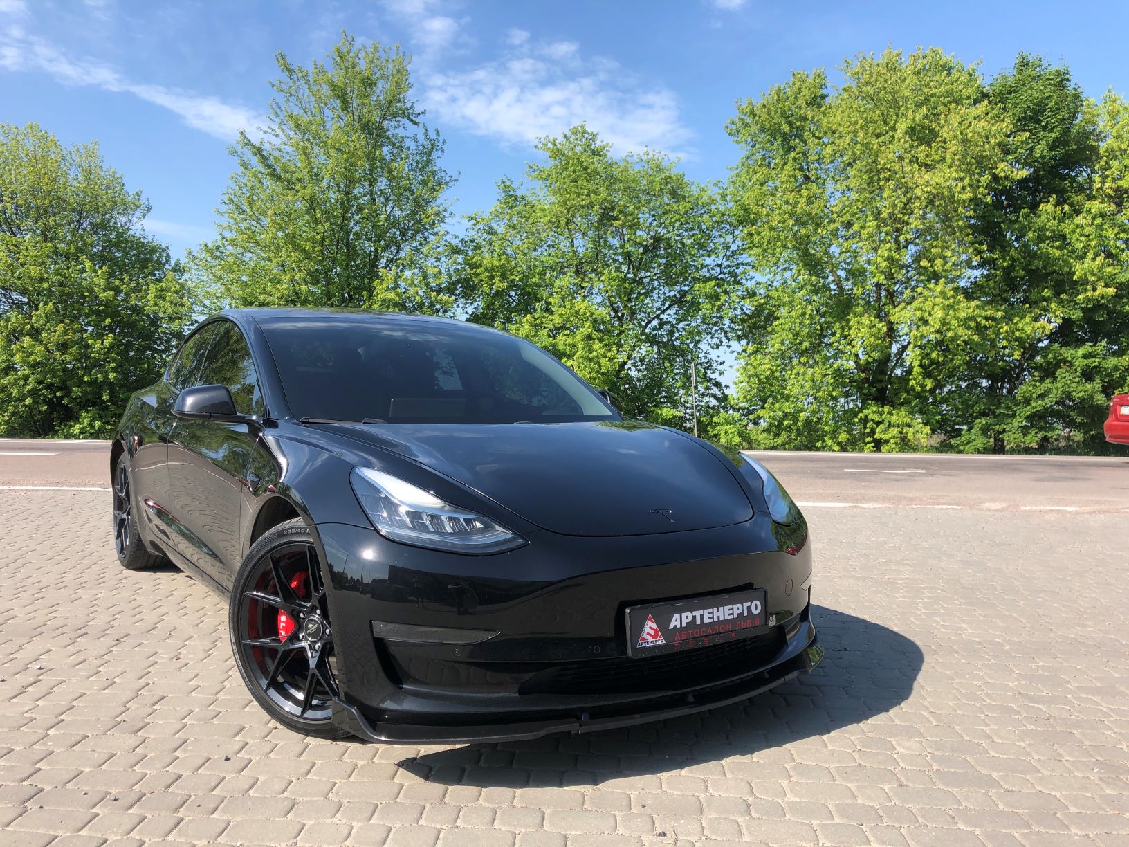 TESLA Model 3 Long Range