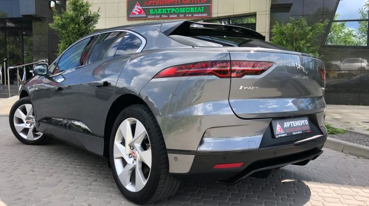 Jaguar-I-Pace-SE-artenergomotor-6