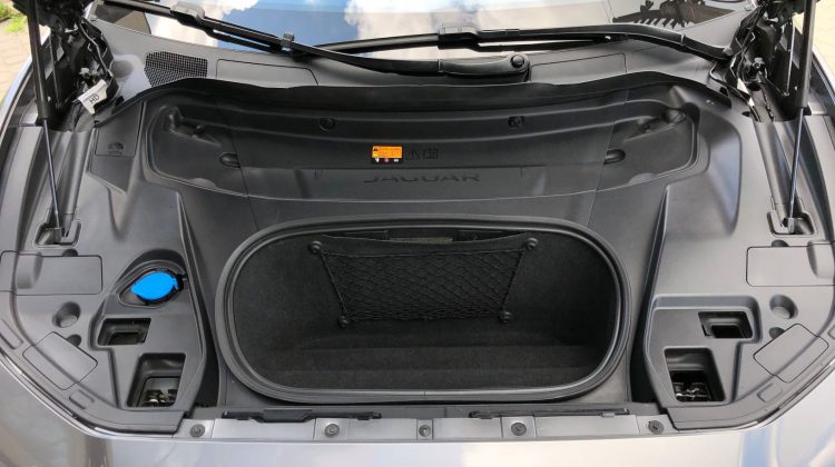 Jaguar-I-Pace-SE-artenergomotor-12