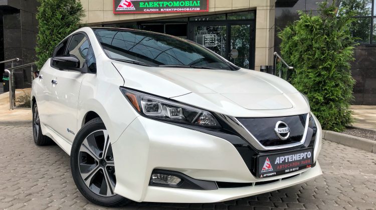 nissan-leaf-2019-artenergomotor2020-21