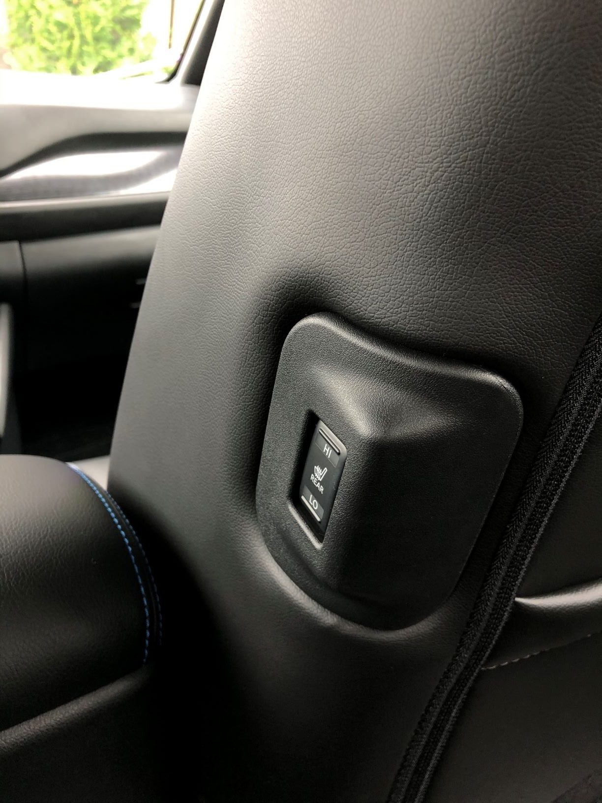 nissan-leaf-2019-artenergomotor2020-9