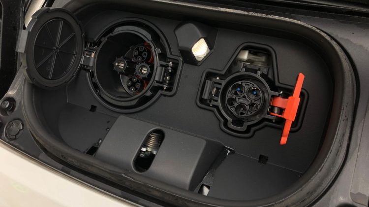 nissan-leaf-2019-artenergomotor2020-4