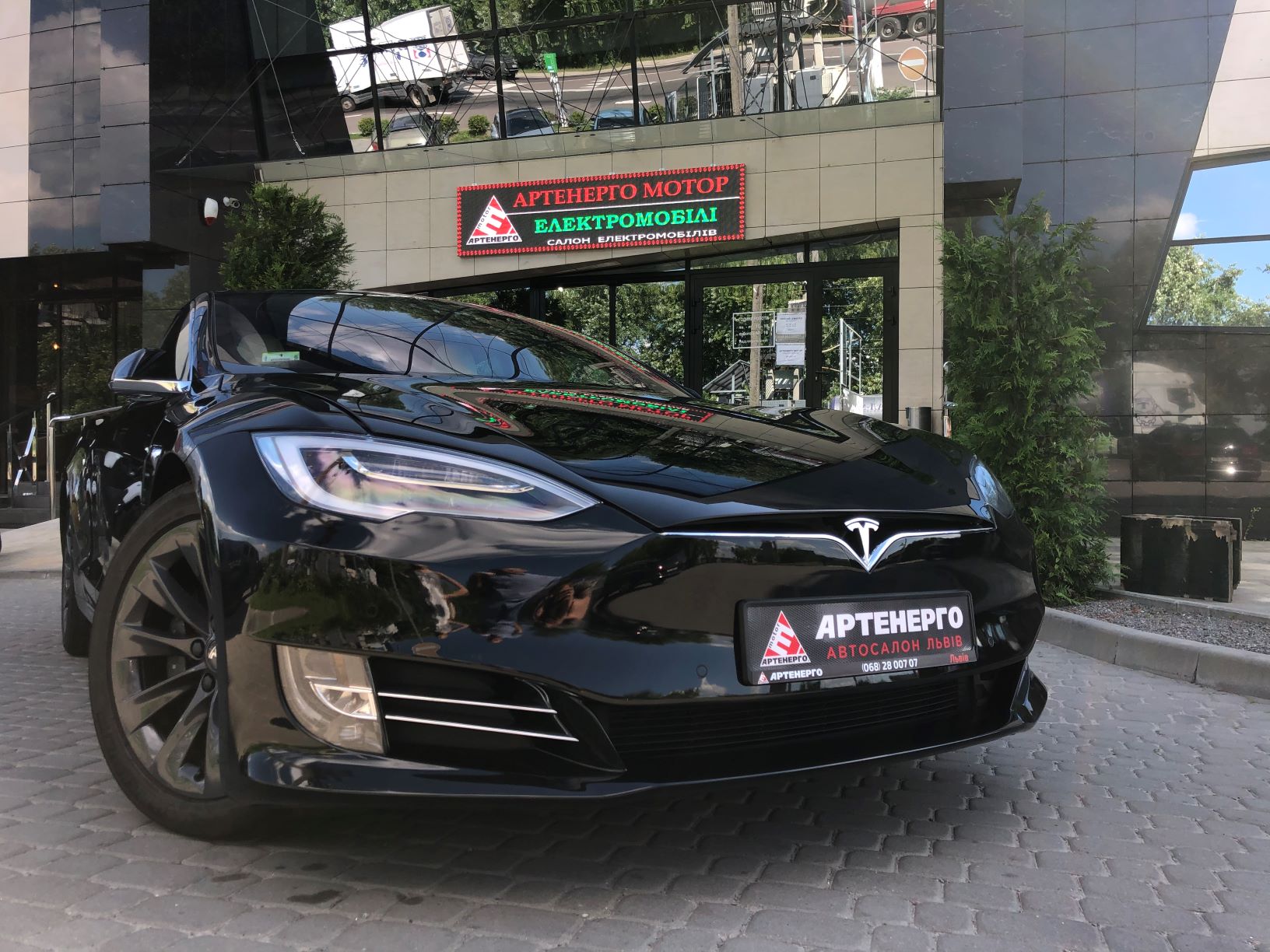 Tesla Model S 75D-artenergomotor