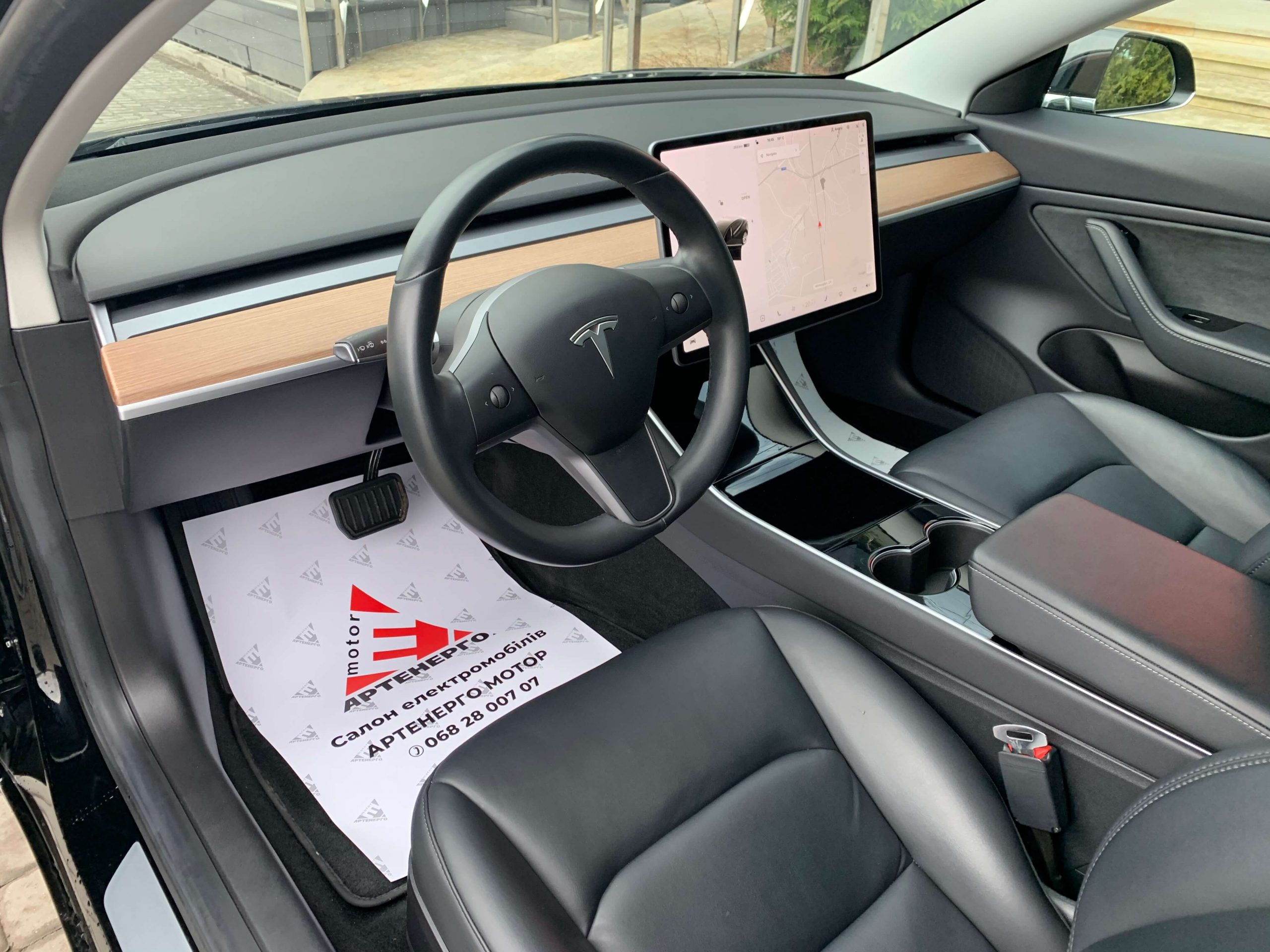TESLA-Model-3-long-range-black-artenergomotor-14