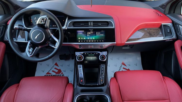 jaguar-i-pace-se-black-artenergomotor-10