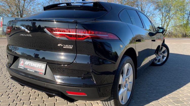 jaguar-i-pace-se-black-artenergomotor-28