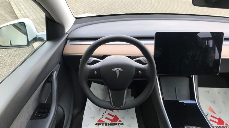 electrocar-Tesla-model-Y-artenergomotor-8