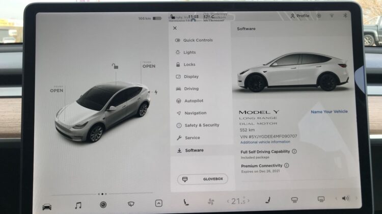 electrocar-Tesla-model-Y-artenergomotor-11