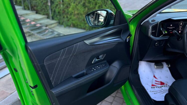 elektrokar-opel-mokka-e-4