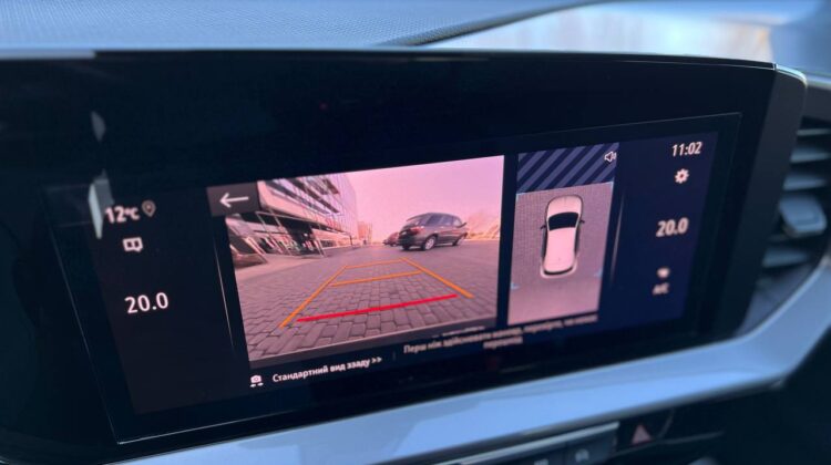 elektrokar-opel-mokka-e-10