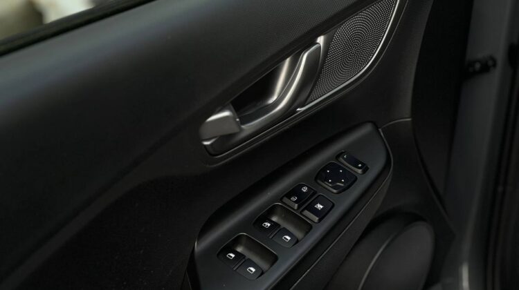 electrocar-hyundai-kona-2020-artenergomotor-7