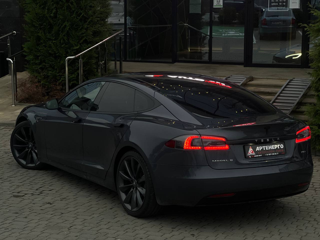tesla-model-s-artenergomotor-4